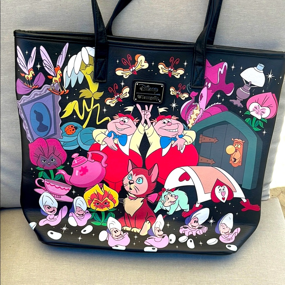Disney Loungefly Alice in Wonderland rare